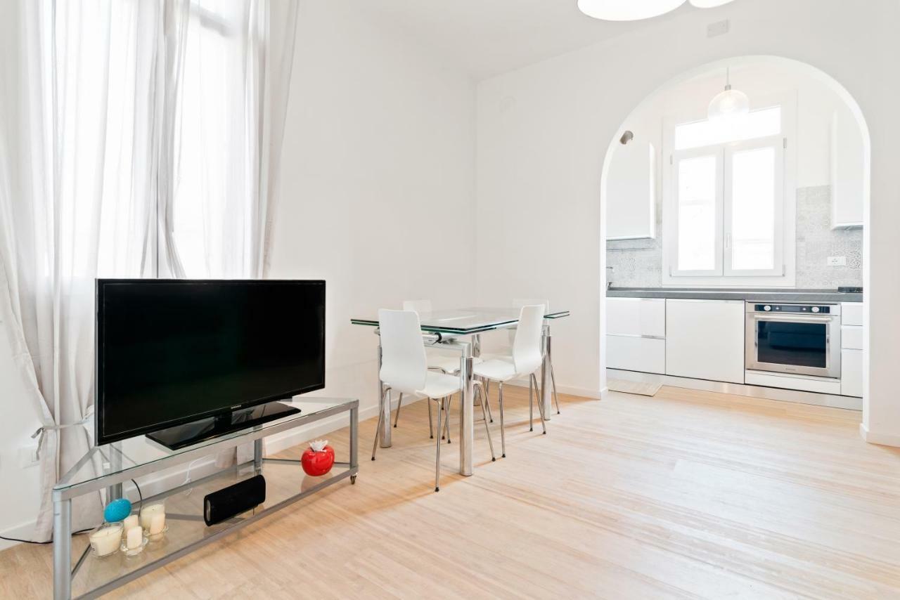 Prato Della Valle Roomy Flat ปาโดวา ภายนอก รูปภาพ